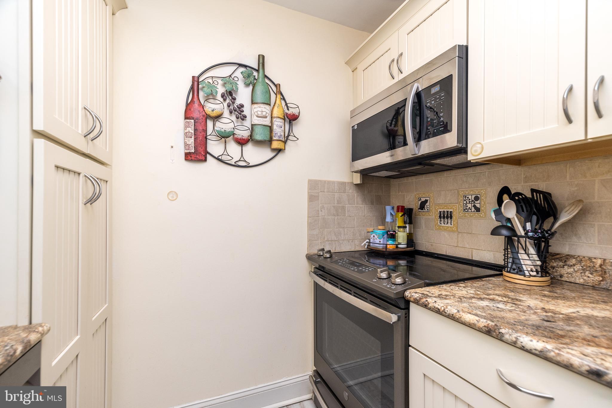 1610 The Fairway, Unit 304W Jenkintown, PA 19046 - Photo 12 of 30