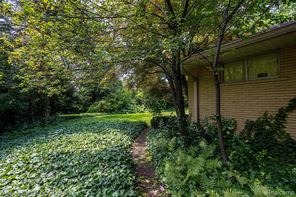 75 Shoreham Road Grosse Pointe Shores, MI 48236 - Photo 37 of 39
