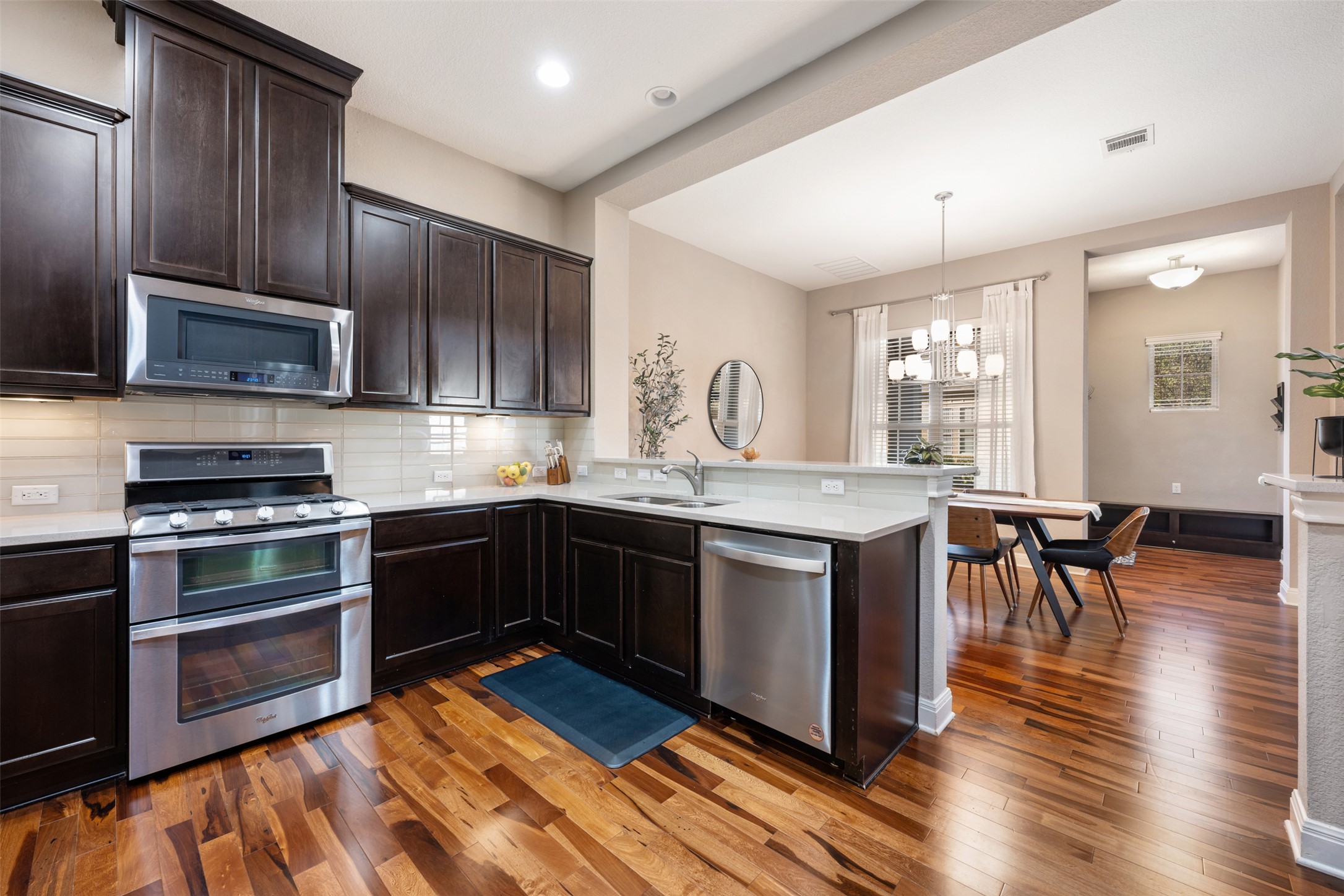 2505 Hopsack Mills Road Austin, TX 78748 - Photo 12 of 40 Recessed lighting.