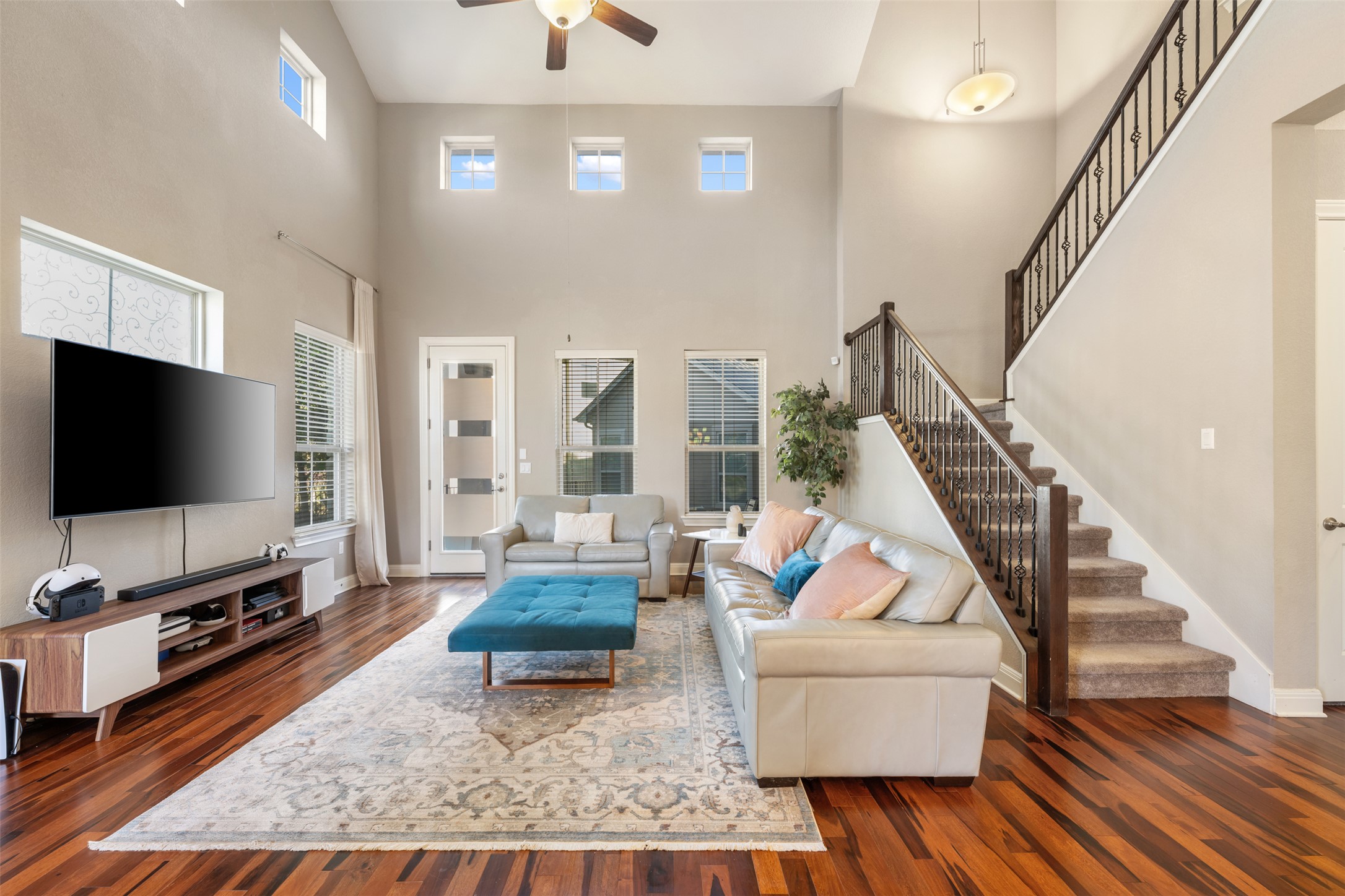 2505 Hopsack Mills Road Austin, TX 78748 - Photo 4 of 40 Neutral color palette throughout the home with tons of natural light!