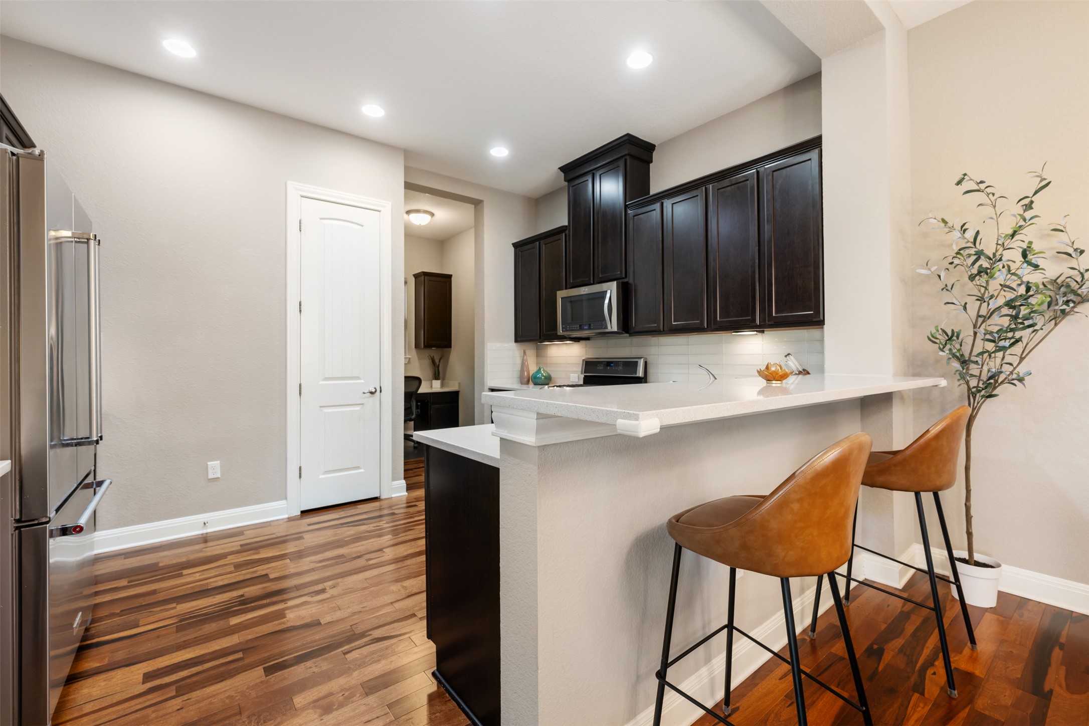 2505 Hopsack Mills Road Austin, TX 78748 - Photo 9 of 40 Modern kitchen with Quartz countertops.