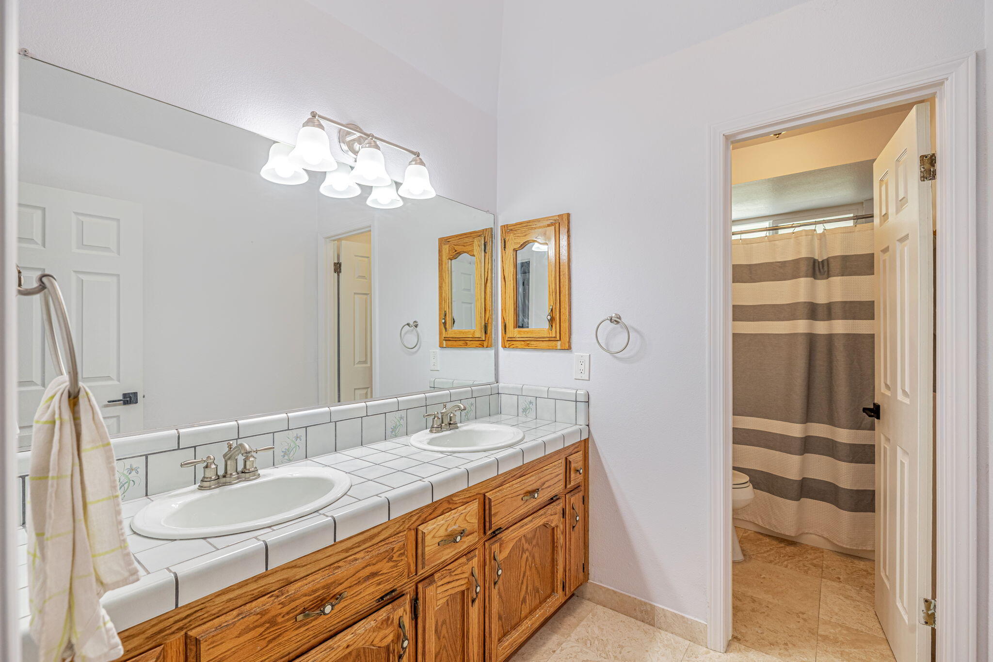21810 Mid Way Tehachapi, CA 93561 - Photo 30 of 45 30-web-or-mls-AVOH--24