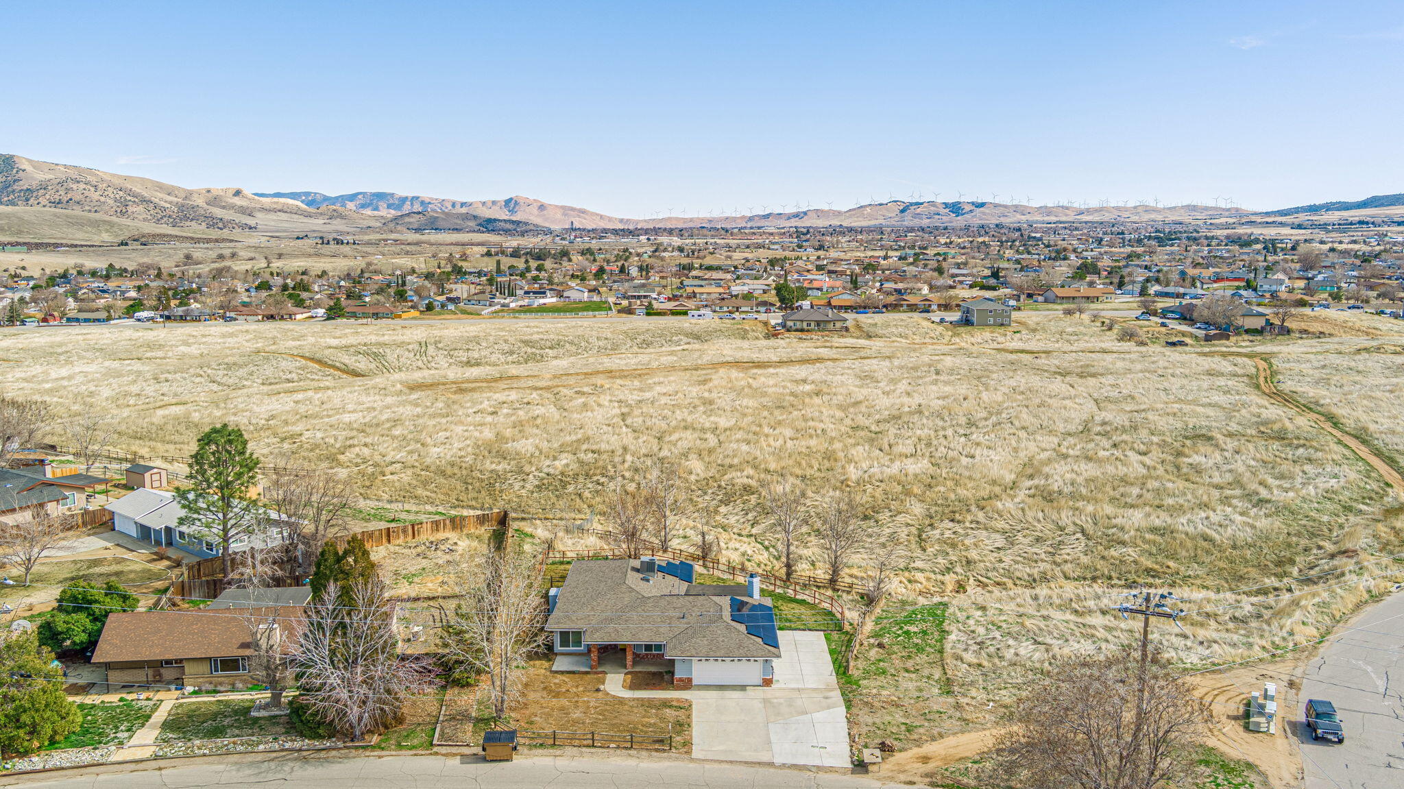 21810 Mid Way Tehachapi, CA 93561 - Photo 39 of 45 39-web-or-mls-AVOH--5