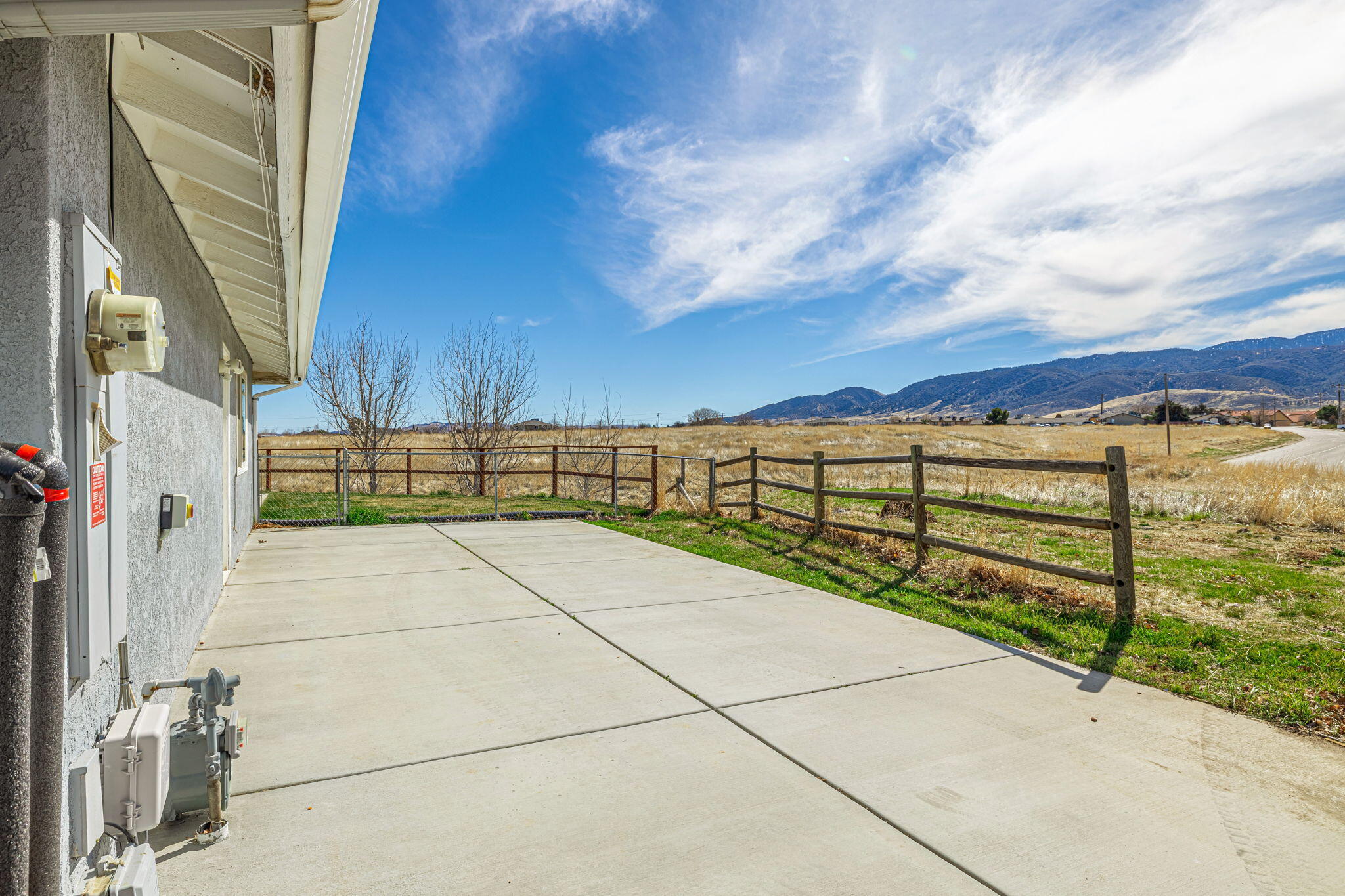 21810 Mid Way Tehachapi, CA 93561 - Photo 6 of 45 6-web-or-mls-AVOH--6(1)