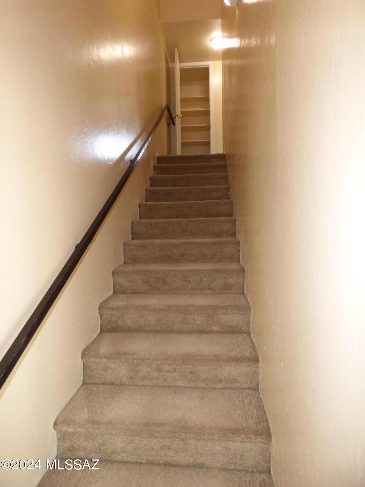1077 North Riverside Drive, Unit 3 Tucson, AZ 85745 - Photo 12 of 22 P1070854