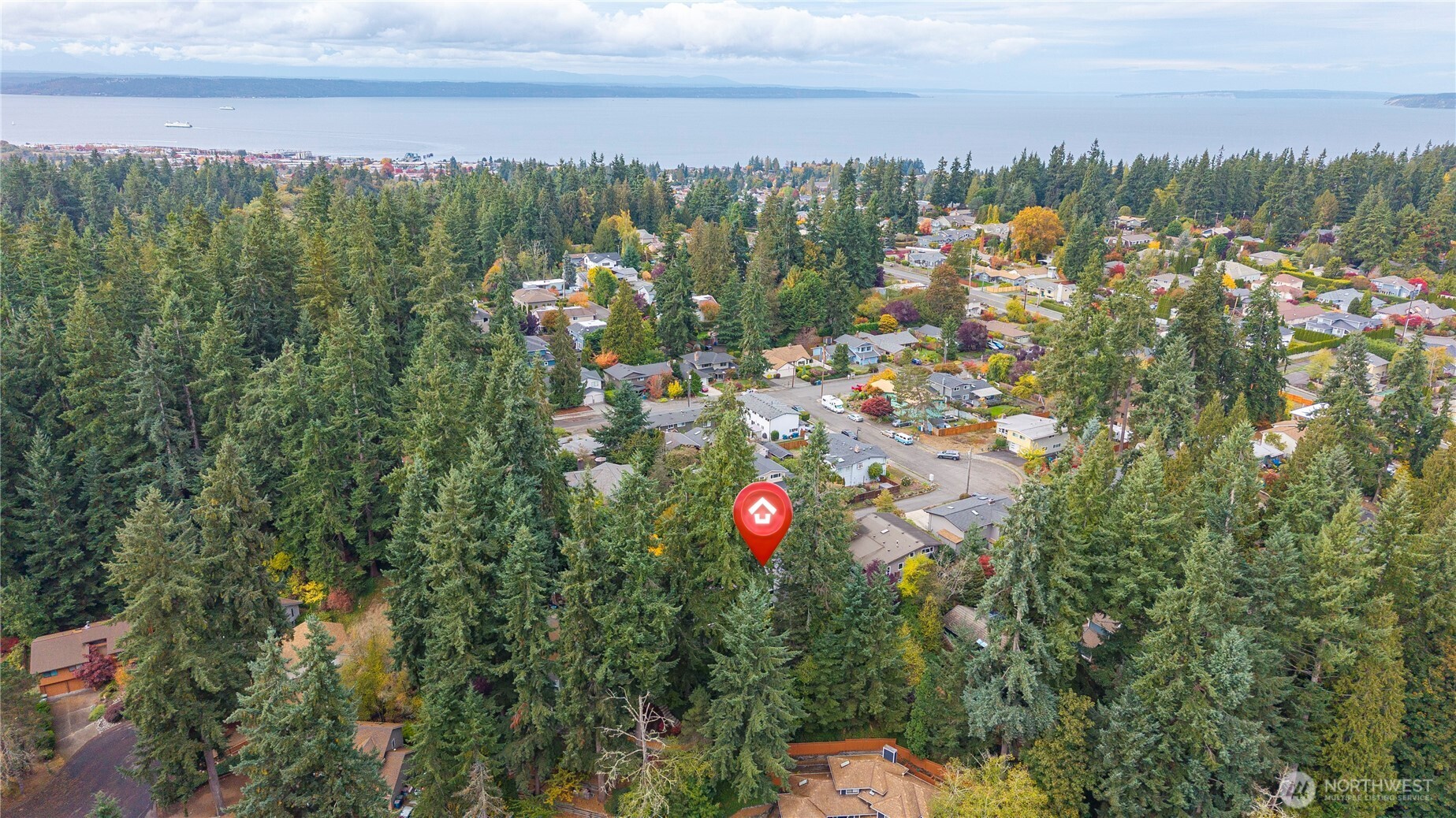 8732 209th Place Southwest Edmonds, WA 98026 - Photo 37 of 39 a view of city and green space