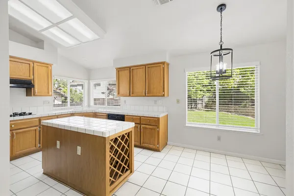 $748,000 | 160 Hopfield Drive, Folsom, CA 95630