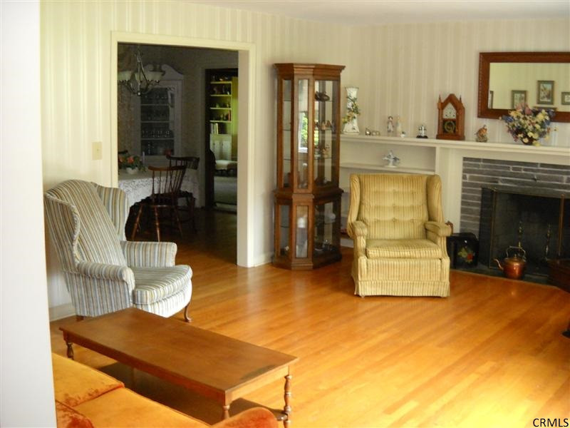11 Crumitie Road Colonie, NY 12211 - Photo 8 of 14 Photo 9