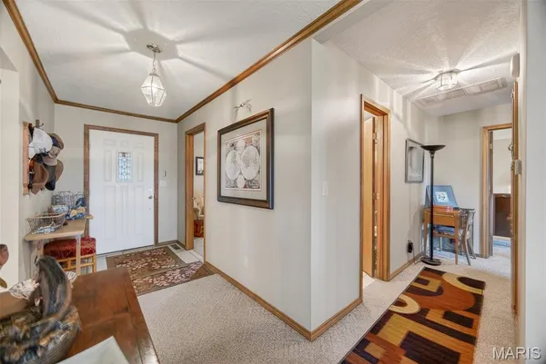 $279,900 | 301 Plane View, Lebanon, MO 65536