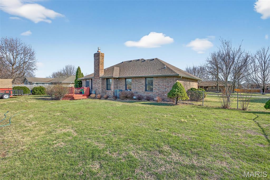 301 Plane View Lebanon, MO 65536 - Photo 35 of 48