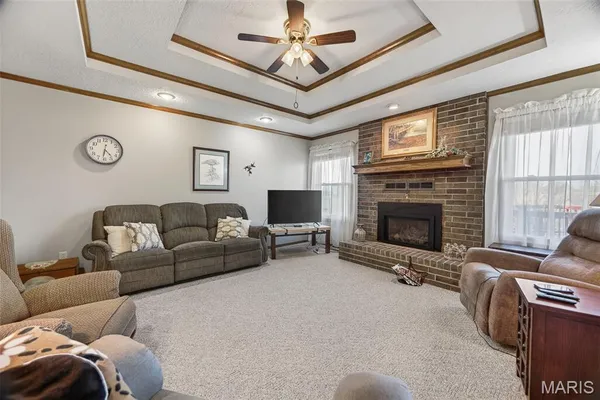 $279,900 | 301 Plane View, Lebanon, MO 65536