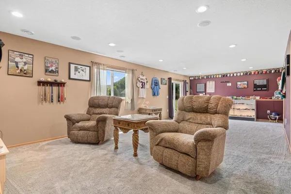 $489,900 | 8649 Independence Drive, Chisago City, MN 55013