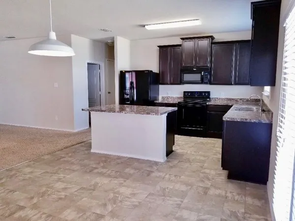 $2,050 | 9185 Blackstone Drive, Providence Village, TX 76227