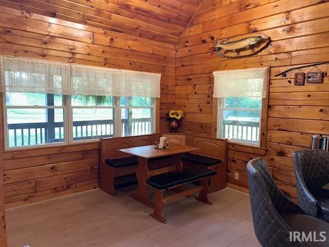 $249,000 | 4949 North Palomino Drive, Dubois, IN 47527