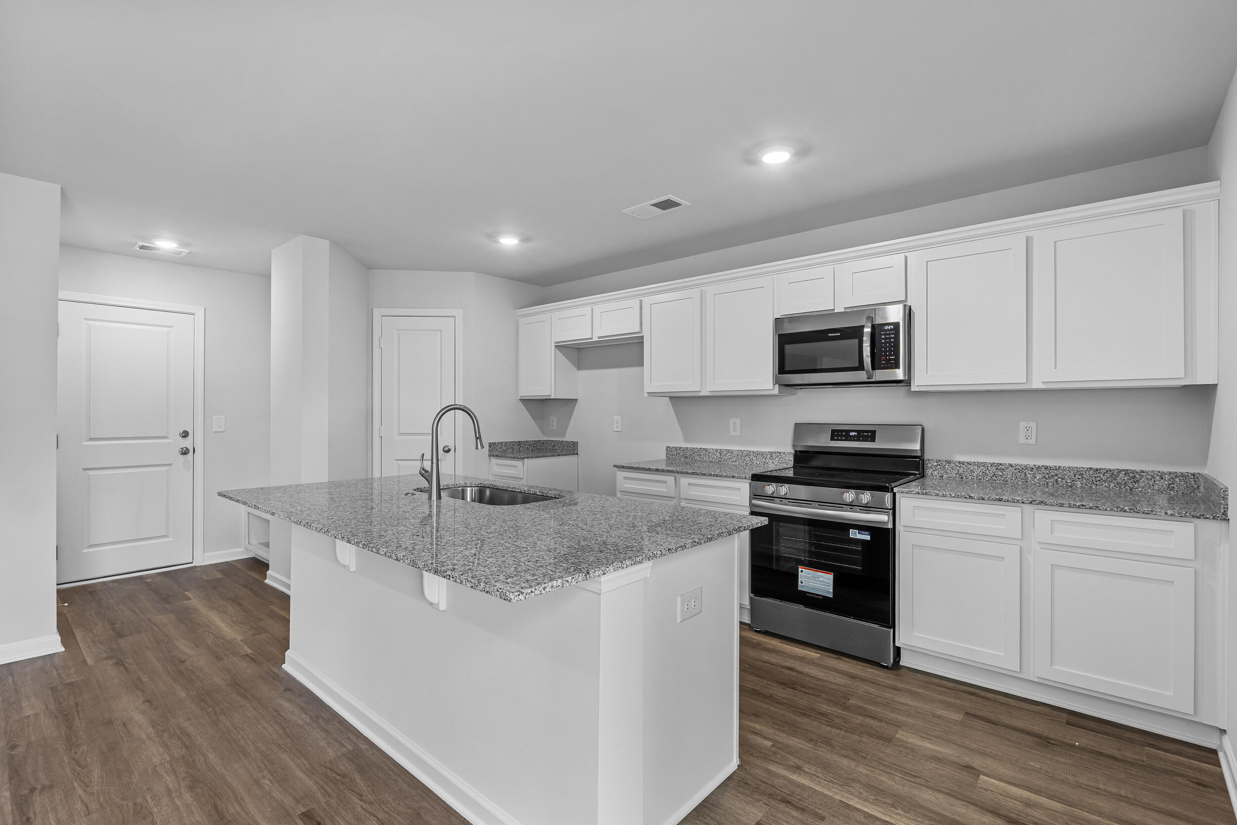 2273 Citation Street, Unit 16 Sumter, SC 29153 - Photo 8 of 30 Stock photo