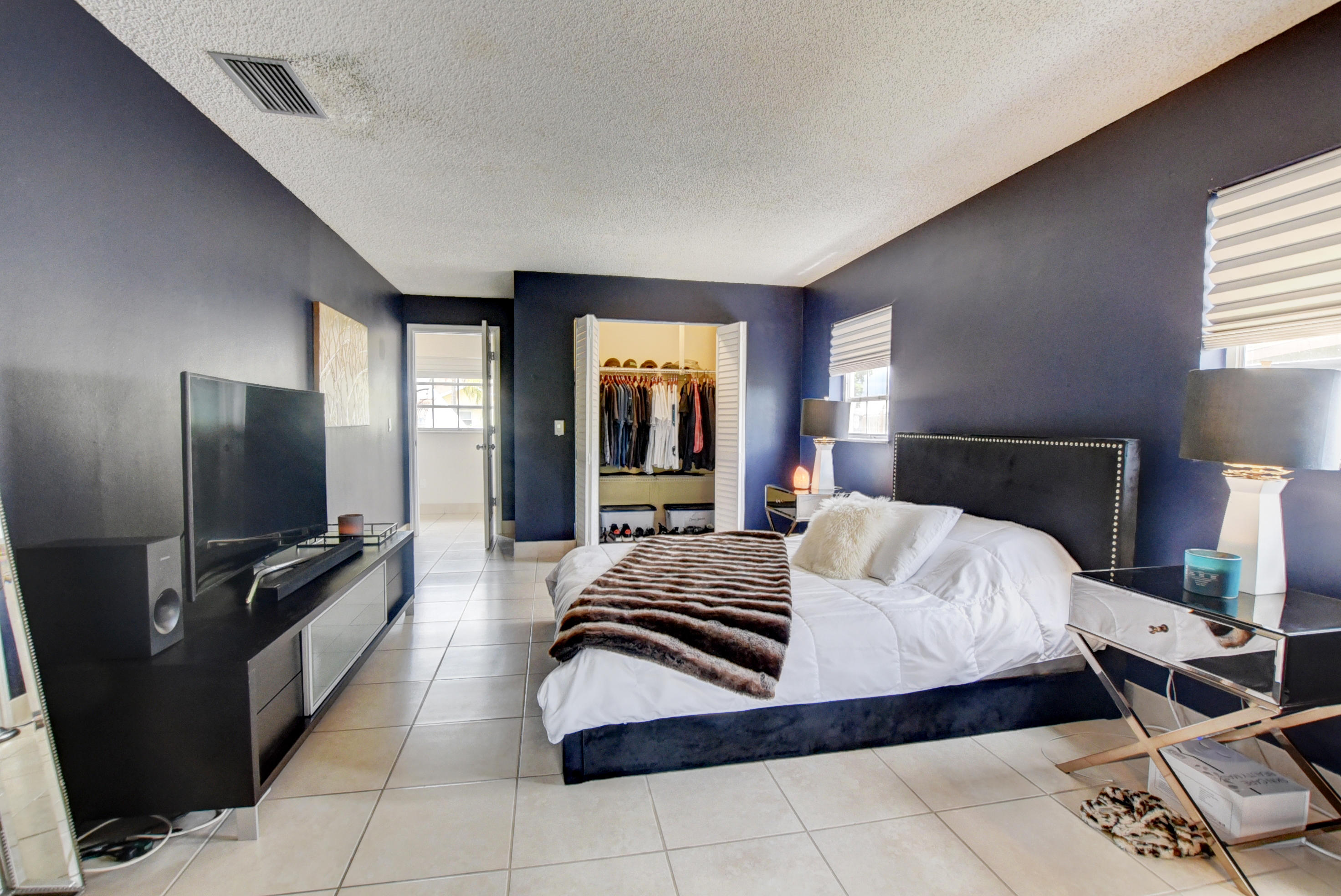 22777 Southwest 65th Terrace Boca Raton, FL 33428 - Photo 14 of 32 19_ebf_1176and4more
