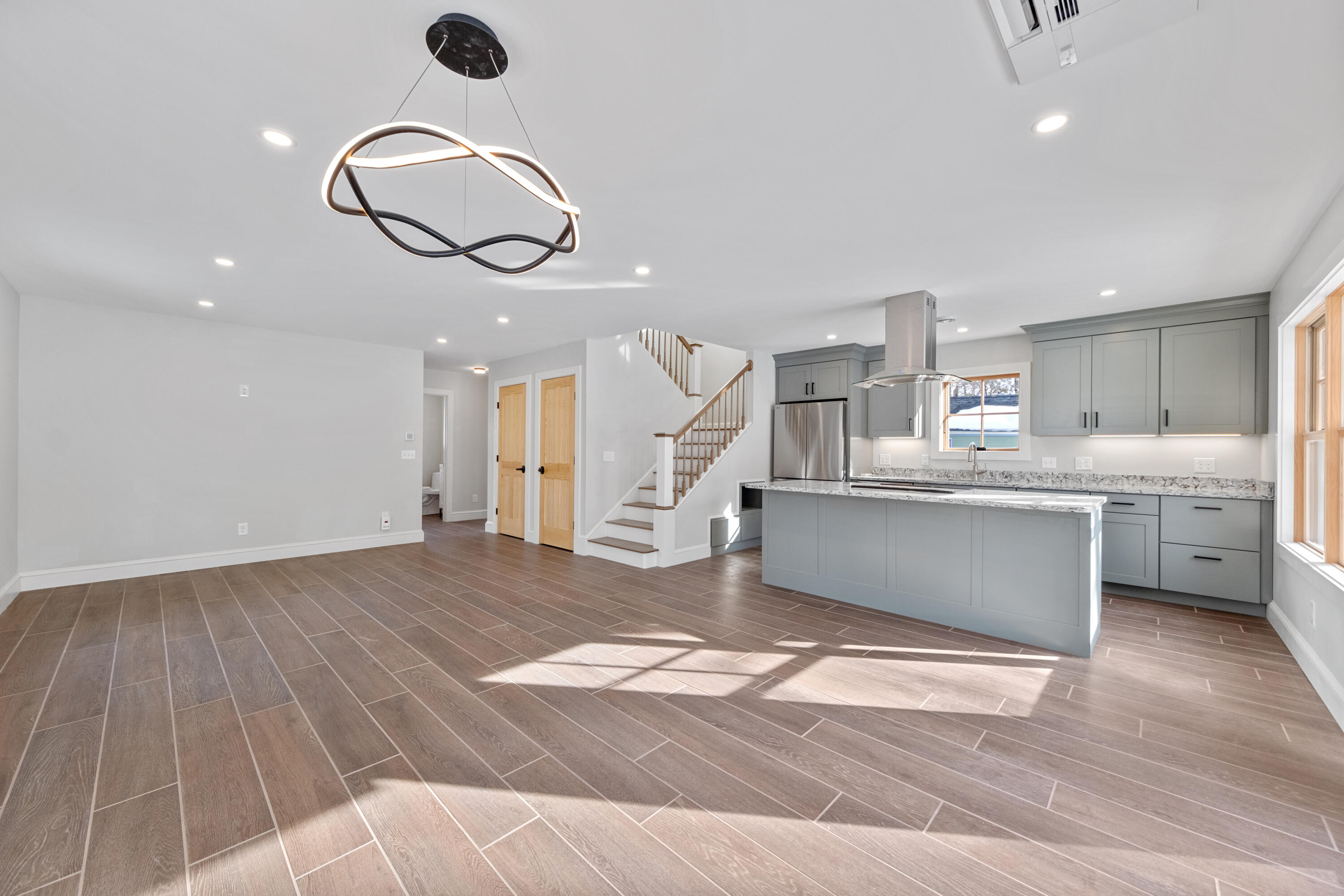 84 Mechanic Street Camden, ME 04843 - Photo 6 of 33 16- 84 Mechanic Street - Camden - JAC