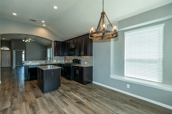 $2,000 | 5306 Windy Plantation Drive, Brookshire, TX 77423