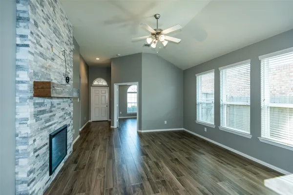 $2,000 | 5306 Windy Plantation Drive, Brookshire, TX 77423