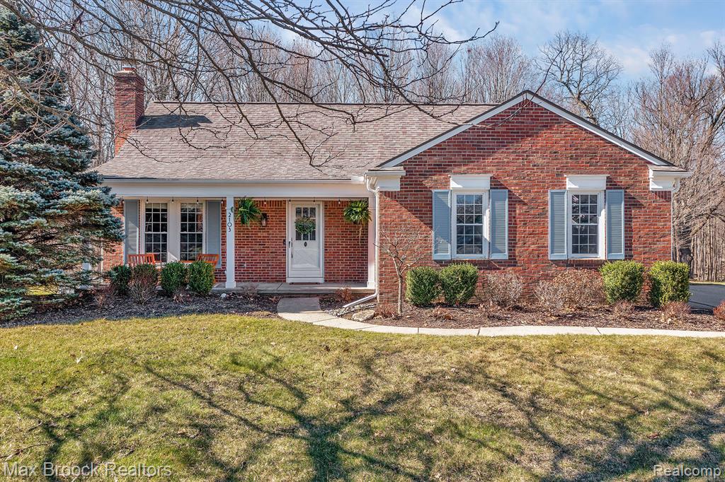 2103 North Fairview Lane Rochester Hills, MI 48306 - Photo 31 of 45