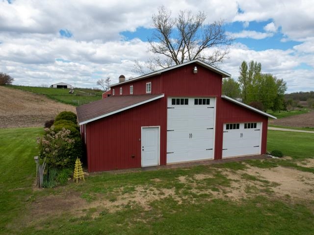 W3689 Sylvester Road Monroe, WI 53566 - Photo 5 of 42
