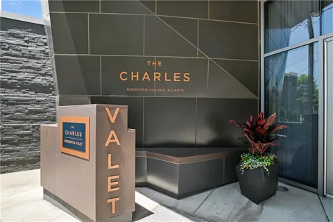 $2,590,000 | 3107 Peachtree Road Northeast, Unit 1001, Atlanta, GA 30305