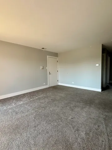 $1,900 | 14949 Lake View Drive, Unit 204, Orland Park, IL 60462