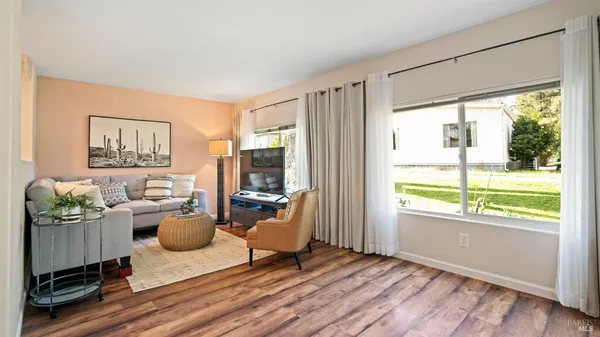 $395,000 | 123 Ensenada Drive, Novato, CA 94949