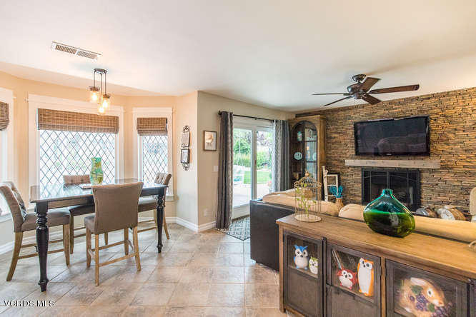 538 Valley Gate Road Simi Valley, CA 93065 - Photo 13 of 52 538 Valley Gate Rd Simi Valley-small-023