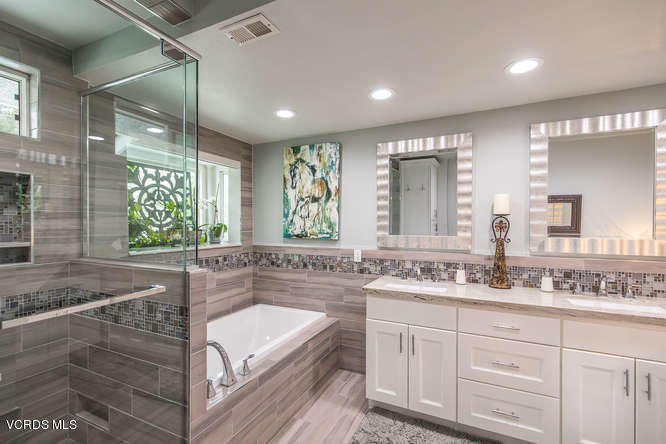 538 Valley Gate Road Simi Valley, CA 93065 - Photo 20 of 52 538 Valley Gate Rd Simi Valley-small-029