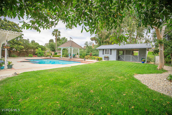 538 Valley Gate Road Simi Valley, CA 93065 - Photo 28 of 52 538 Valley Gate Rd Simi Valley-small-041