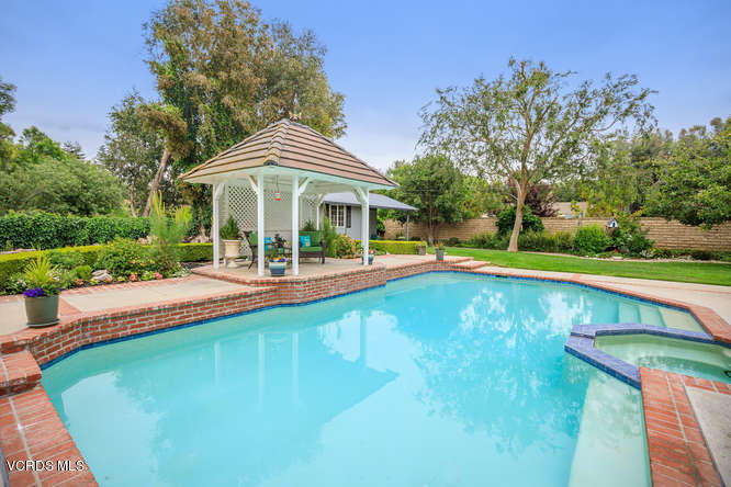 538 Valley Gate Road Simi Valley, CA 93065 - Photo 33 of 52 538 Valley Gate Rd Simi Valley-small-051
