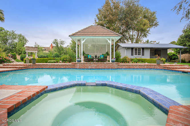 538 Valley Gate Road Simi Valley, CA 93065 - Photo 34 of 52 538 Valley Gate Rd Simi Valley-small-052