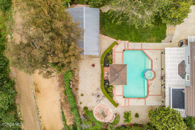 538 Valley Gate Road Simi Valley, CA 93065 - Photo 46 of 52 538 Valley Gate Rd Simi Valley-small-064