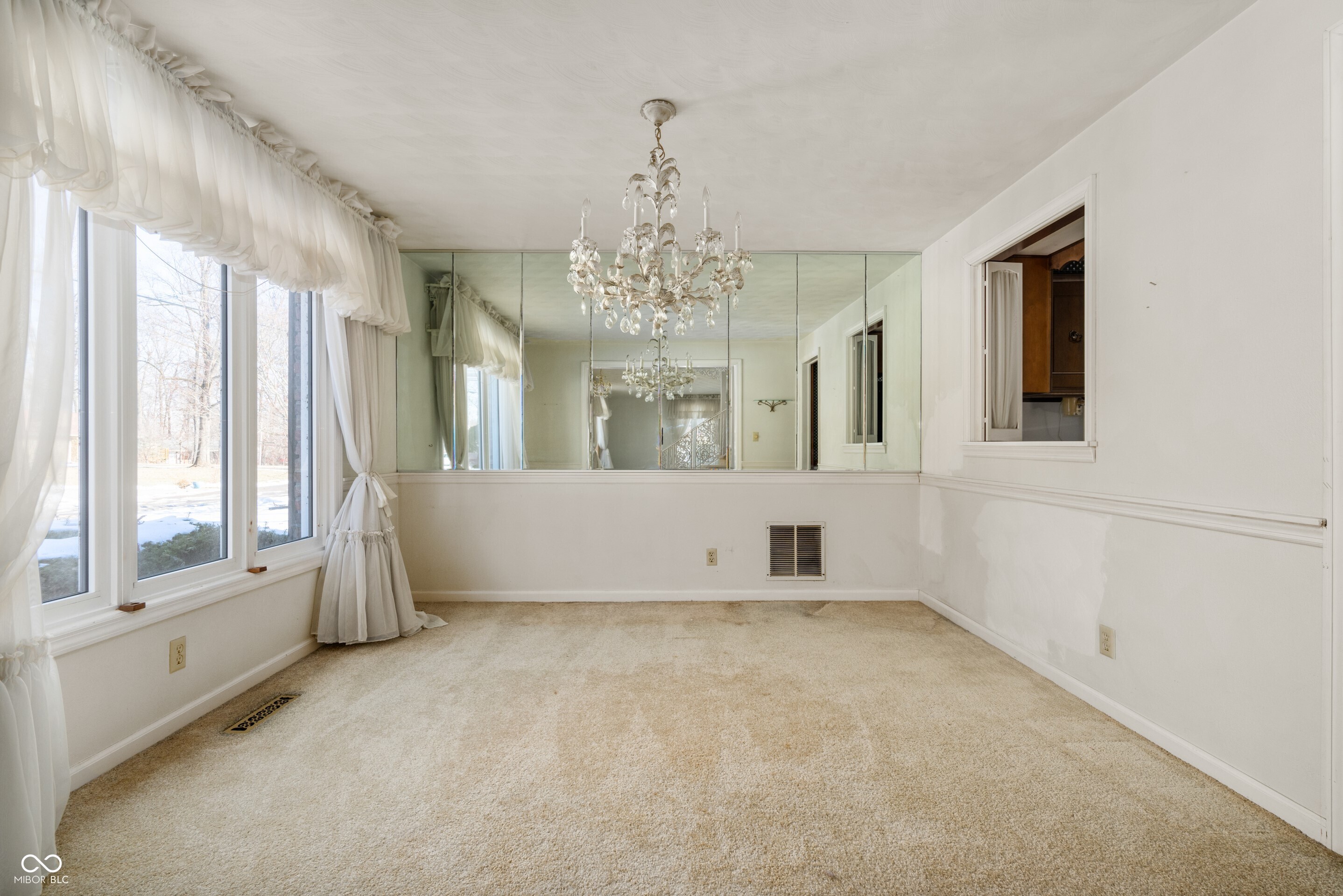 3521 Manchester Road Anderson, IN 46012 - Photo 11 of 36 Gallery Image 11
