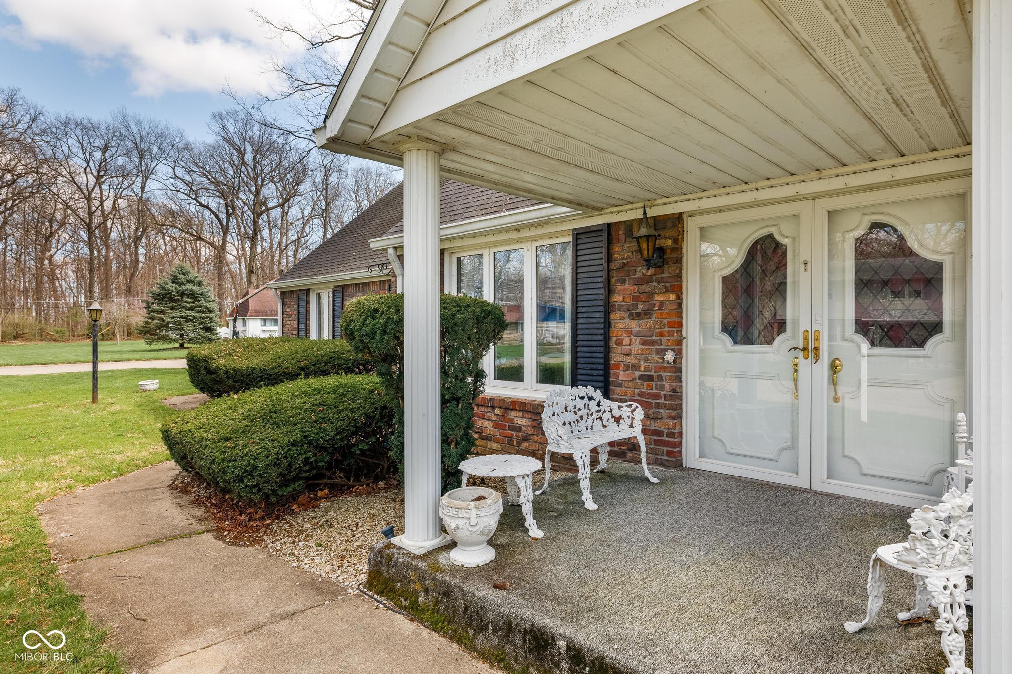 3521 Manchester Road Anderson, IN 46012 - Photo 6 of 36 Gallery Image 6