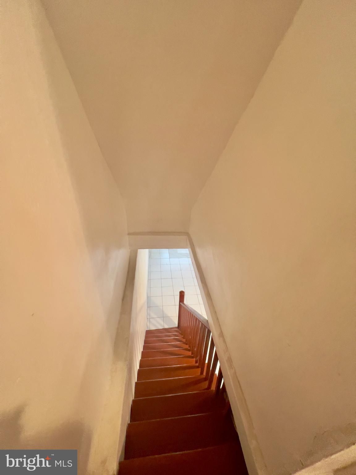 124 West Spencer Street Philadelphia, PA 19120 - Photo 22 of 34 a view of entryway