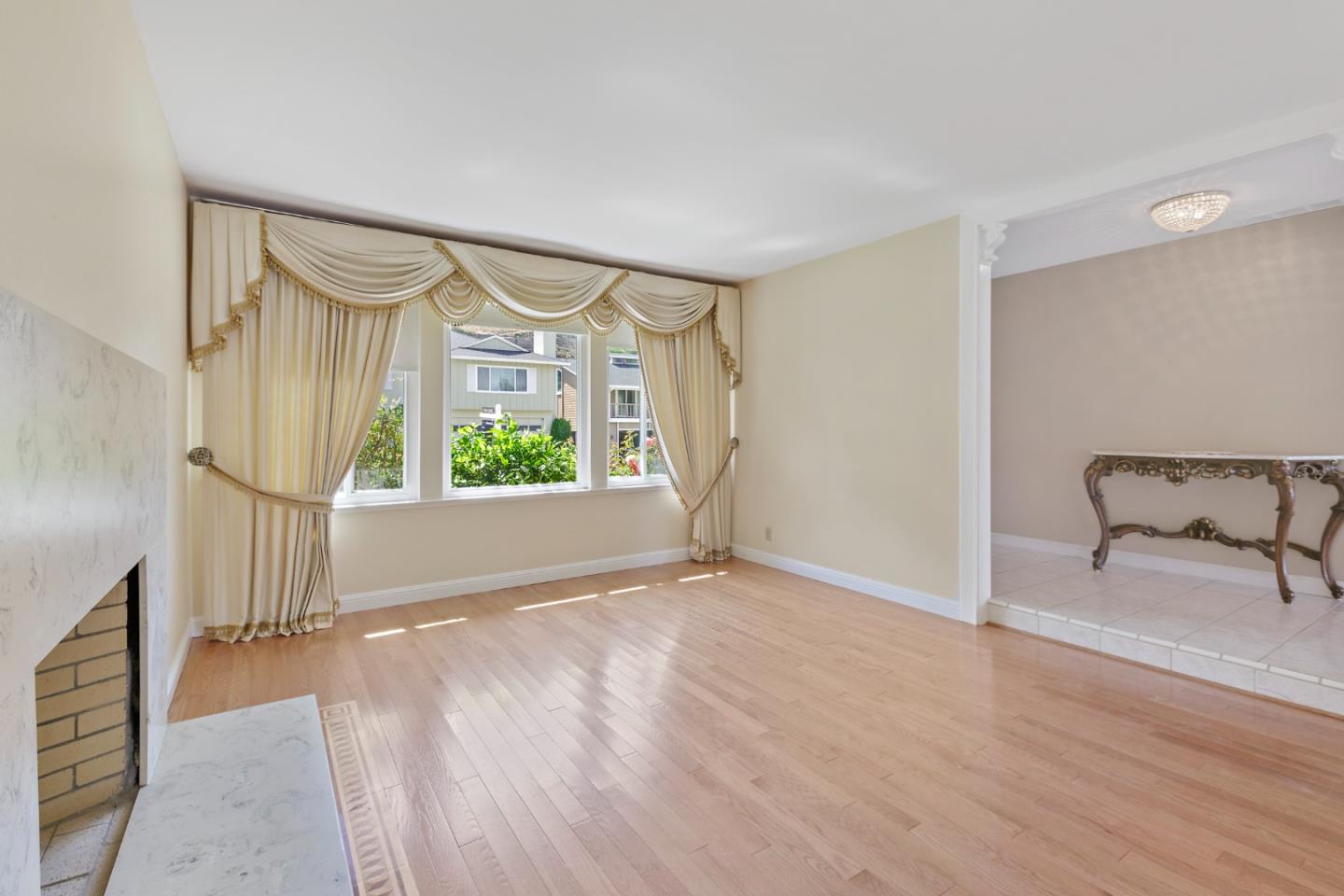 750 Clearfield Drive Millbrae, CA 94030 - Photo 7 of 35