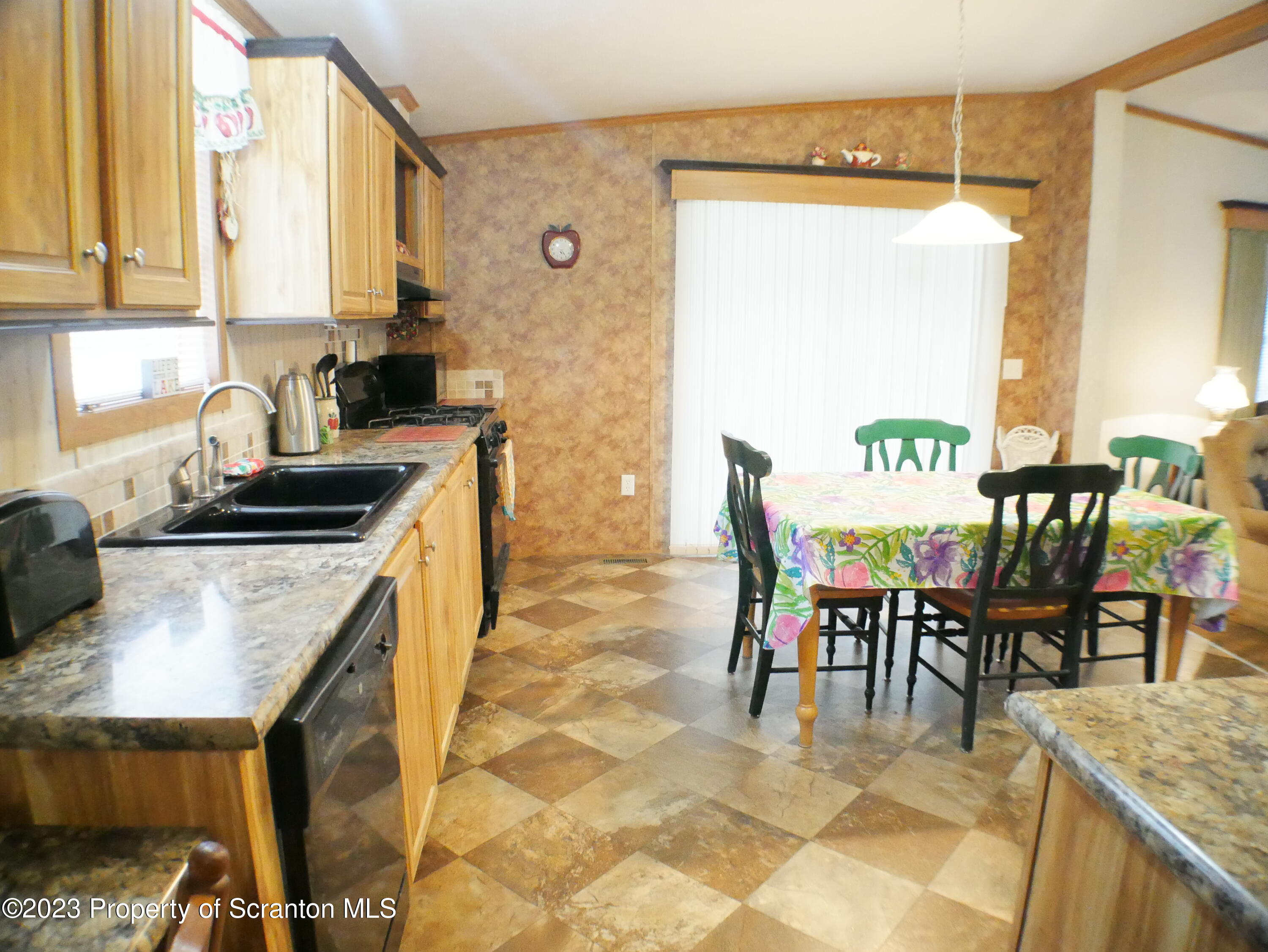 175 South Lk Road Montrose, PA 18801 - Photo 23 of 34 Kitchen
