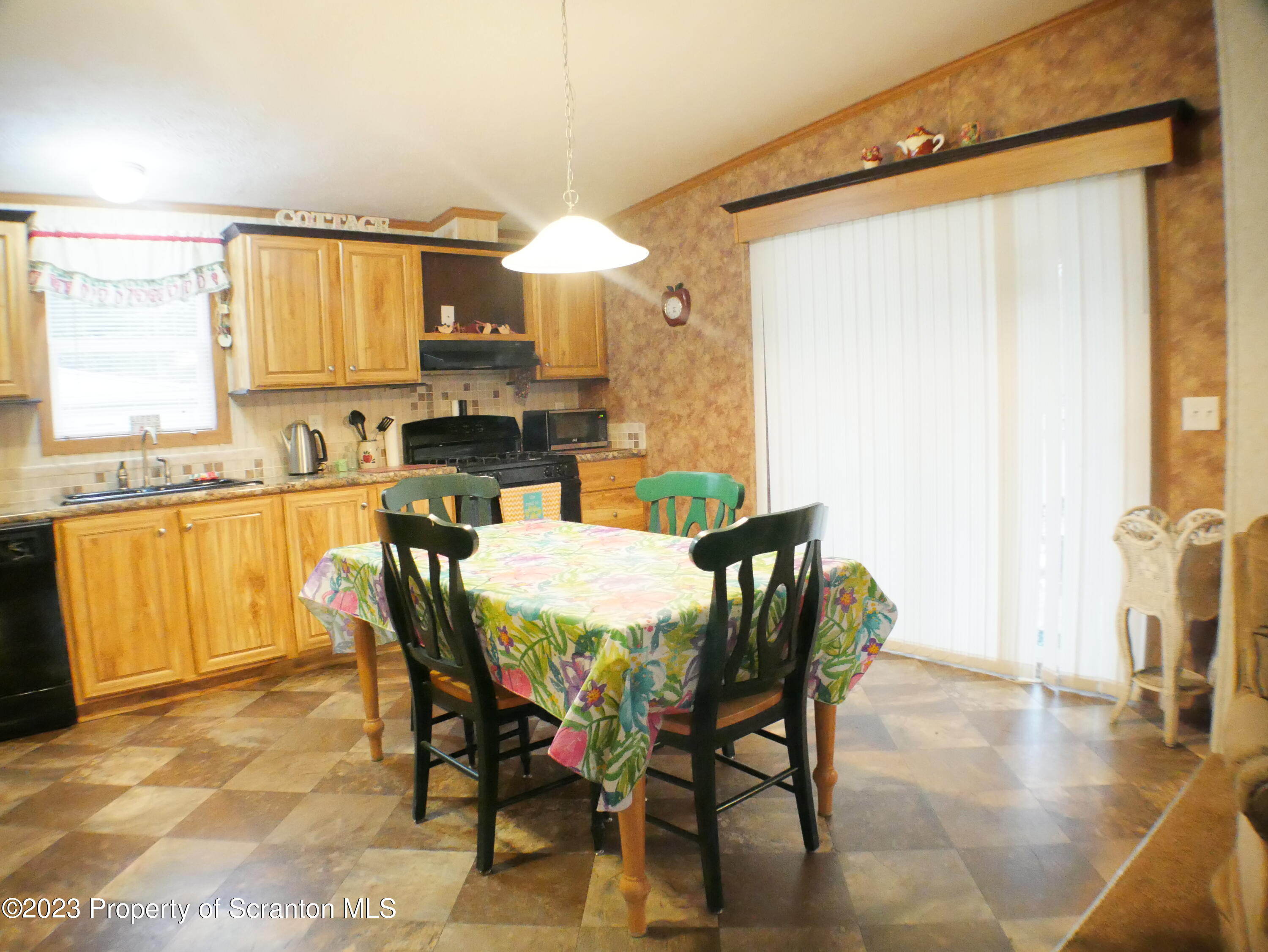 175 South Lk Road Montrose, PA 18801 - Photo 25 of 34 Kitchen