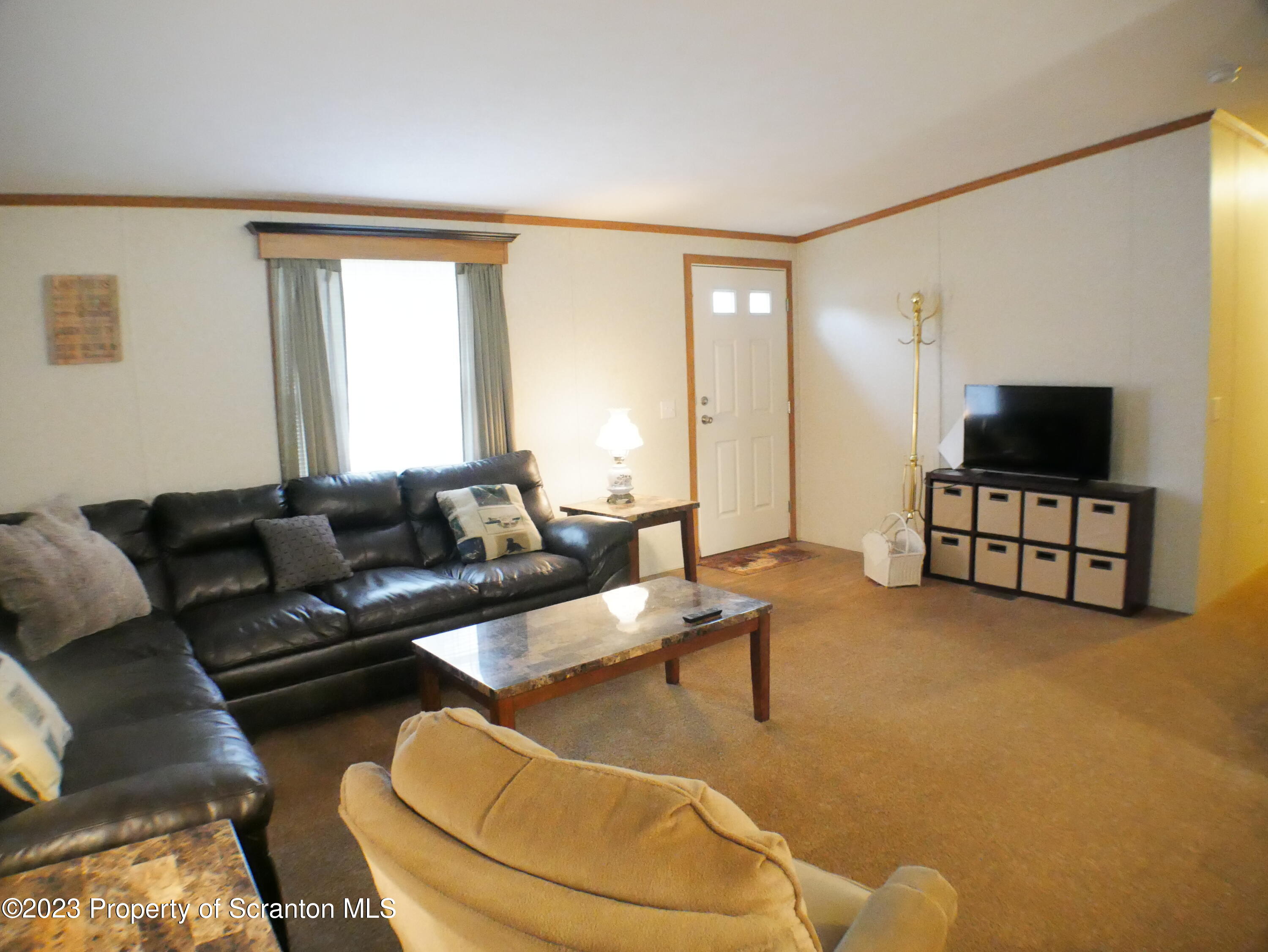 175 South Lk Road Montrose, PA 18801 - Photo 4 of 34 Living Room