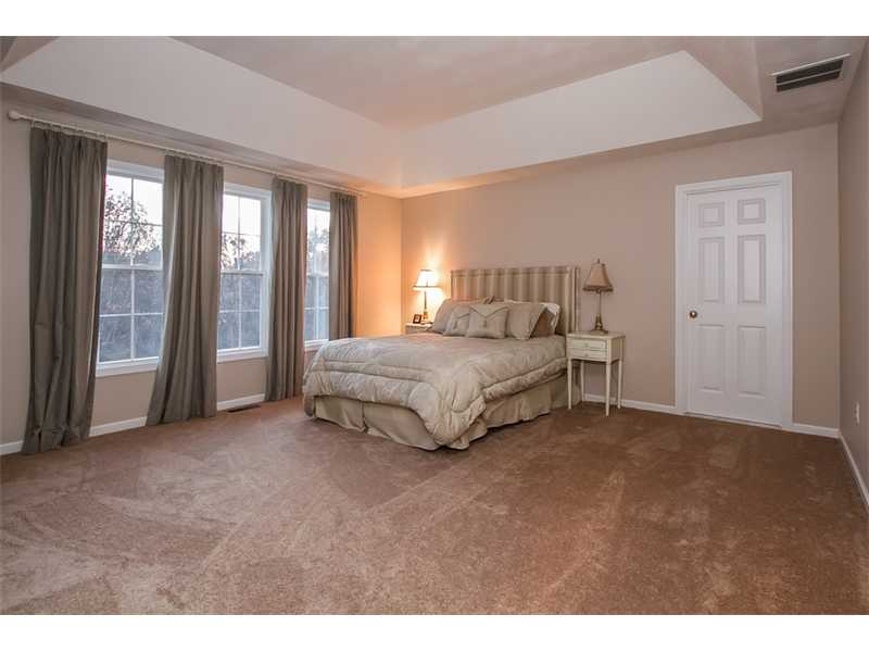 155 Castle Rocks Road Warwick, RI 02886 - Photo 11 of 25 Master Bedroom.