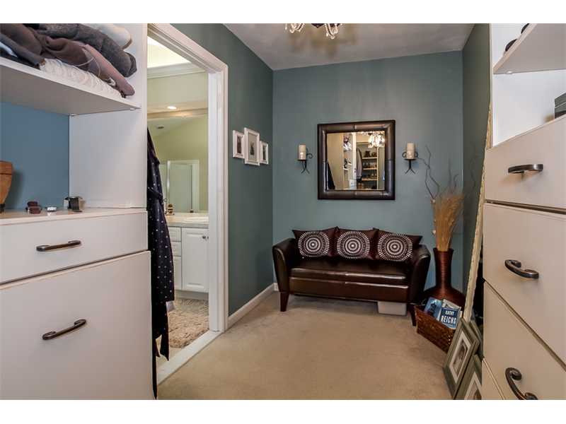 155 Castle Rocks Road Warwick, RI 02886 - Photo 13 of 25 Other. Custom Walk In Closet