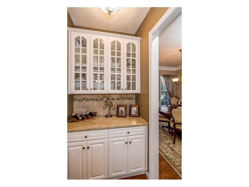 155 Castle Rocks Road Warwick, RI 02886 - Photo 10 of 25 Other. Dry Bar/Butler Pantry