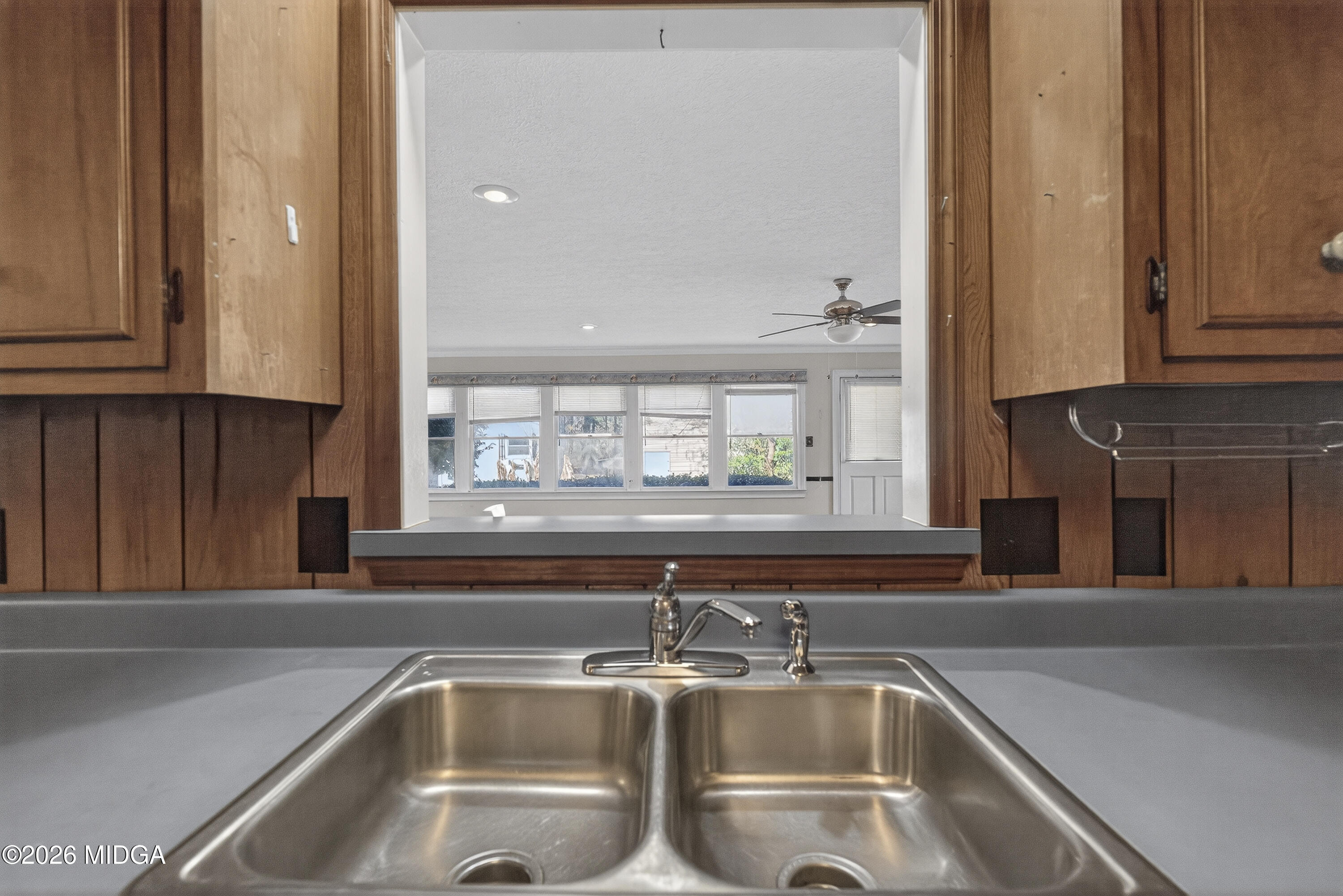 1775 Lower Hartley Bridge Road Byron, GA 31008 - Photo 23 of 51 a close view of sink and tap