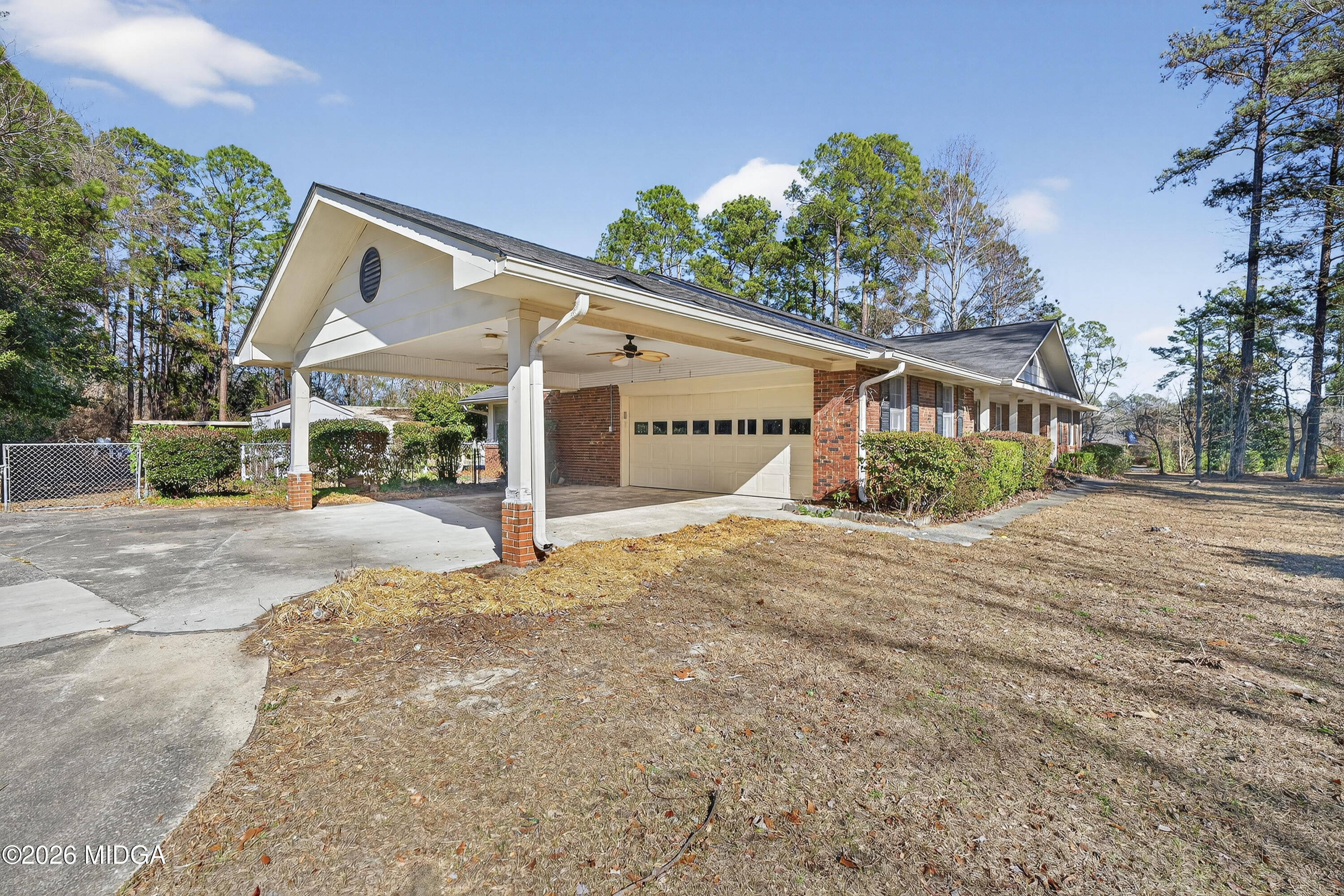 1775 Lower Hartley Bridge Road Byron, GA 31008 - Photo 5 of 51 775 Lower Hartley Bridge Road-09870