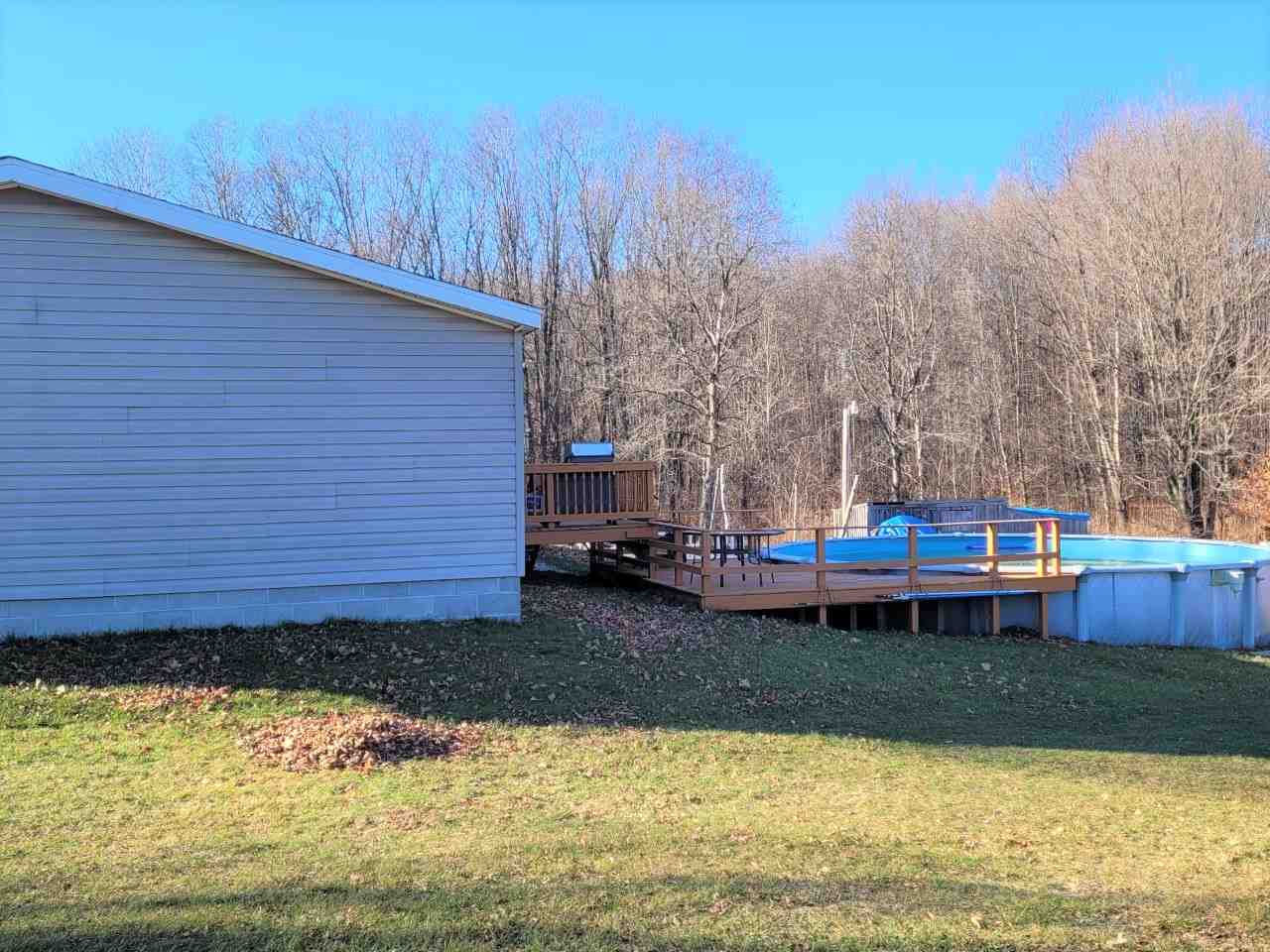 5492 Bartlett Road Buckley, MI 49620 - Photo 14 of 23 1882257-13.JPG