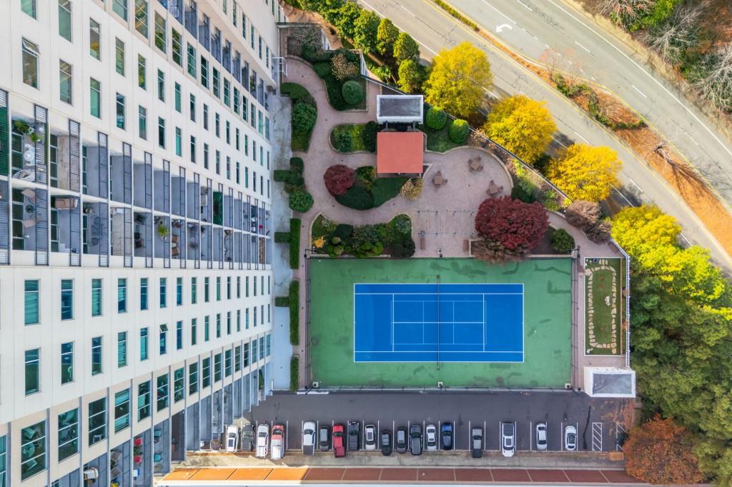 4561 Olde Perimeter Way, Unit 1701 Atlanta, GA 30346 - Photo 59 of 60 front view of a building