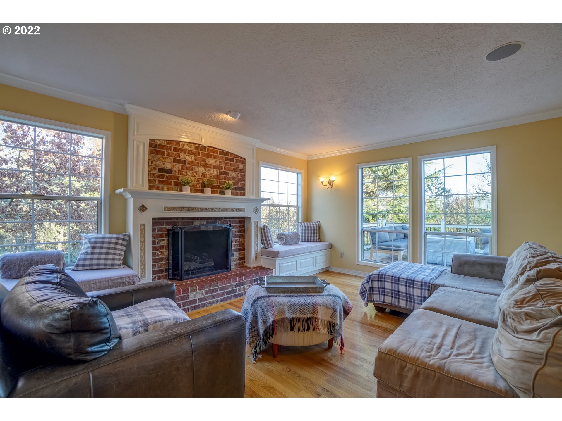 21590 Southwest Stafford Road Tualatin, OR 97062 - Photo 12 of 32 Gallery Image 12