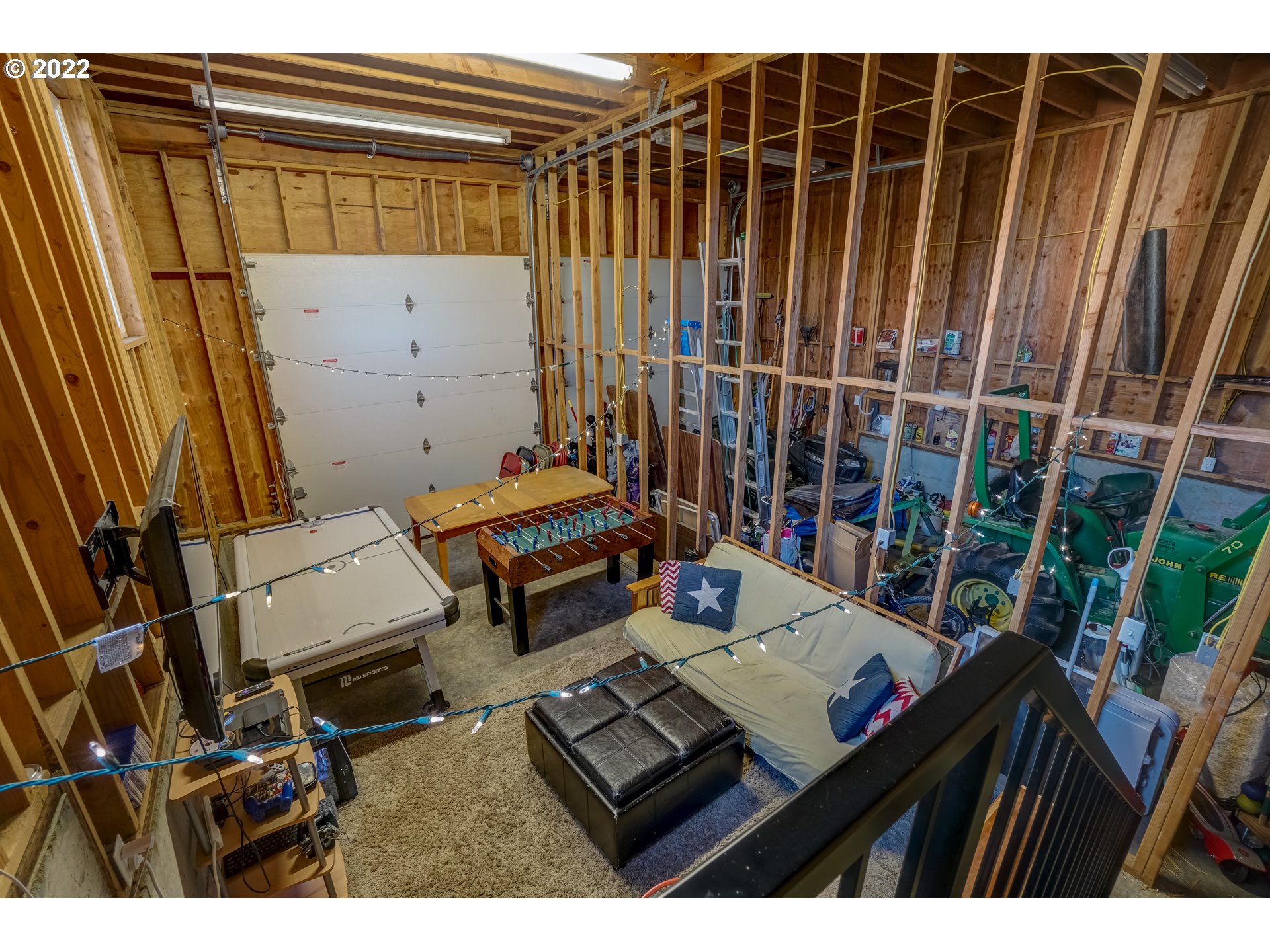 21590 Southwest Stafford Road Tualatin, OR 97062 - Photo 31 of 32 Gallery Image 31
